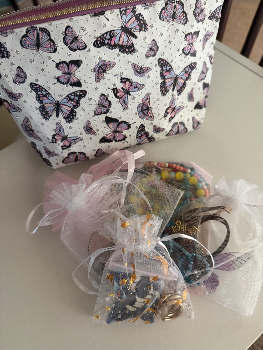 Organza Jewelry Pouch Set with Pink and White Accents